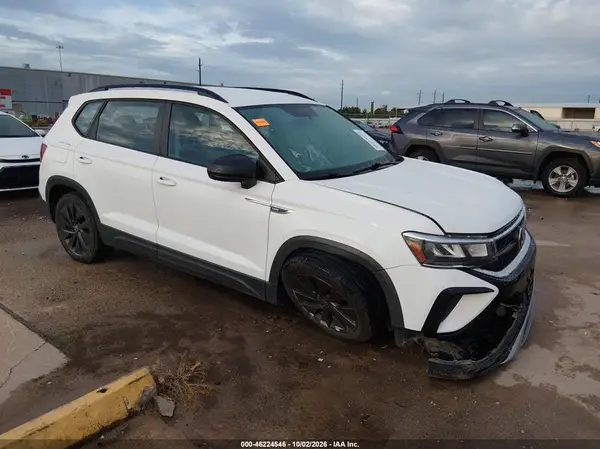 3VVCX7B29NM036260 2022 VOLKSWAGEN TAOS - Image 1