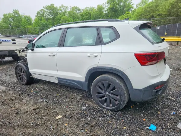 3VVCX7B29NM065709 2022 VOLKSWAGEN TAOS - Image 2