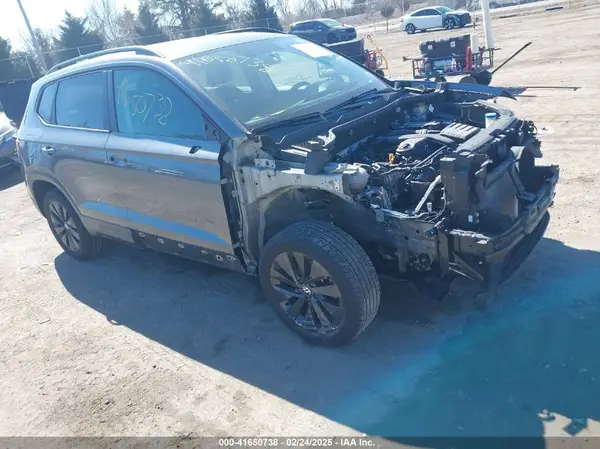 3VVCX7B2XNM005826 2022 VOLKSWAGEN TAOS - Image 1