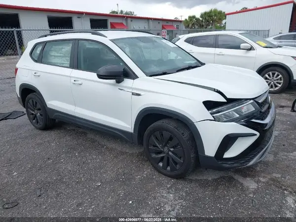 3VVCX7B2XNM047395 2022 VOLKSWAGEN TAOS - Image 1