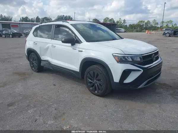 3VVCX7B2XPM304428 2023 VOLKSWAGEN TAOS - Image 1