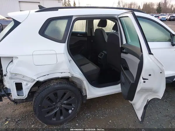 3VVCX7B2XPM335503 2023 VOLKSWAGEN TAOS - Image 8