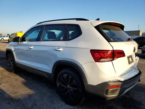 3VVCX7B2XPM366928 2023 VOLKSWAGEN TAOS - Image 2