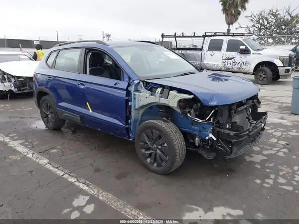 3VVCX7B2XPM375063 2023 VOLKSWAGEN TAOS - Image 1