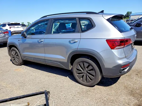 3VVCX7B2XPM379064 2023 VOLKSWAGEN TAOS - Image 2