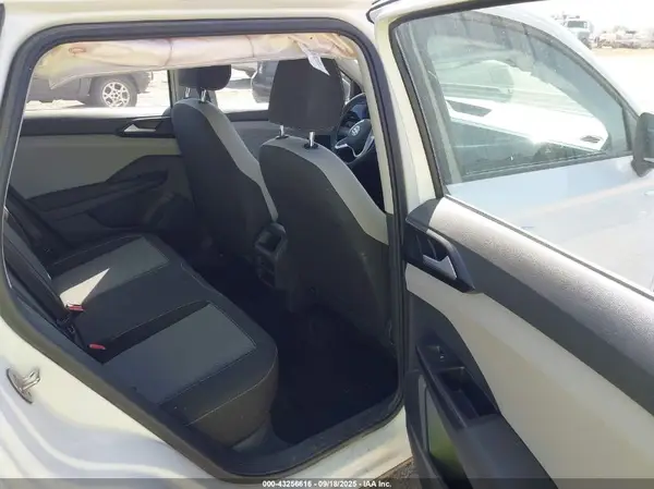 3VVCX7B2XPM381316 2023 VOLKSWAGEN TAOS - Image 8