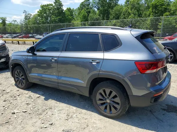 3VVDX7B20PM353853 2023 VOLKSWAGEN TAOS - Image 2