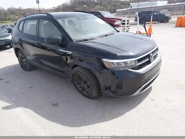 3VVDX7B20PM358325 2023 VOLKSWAGEN TAOS - Image 1