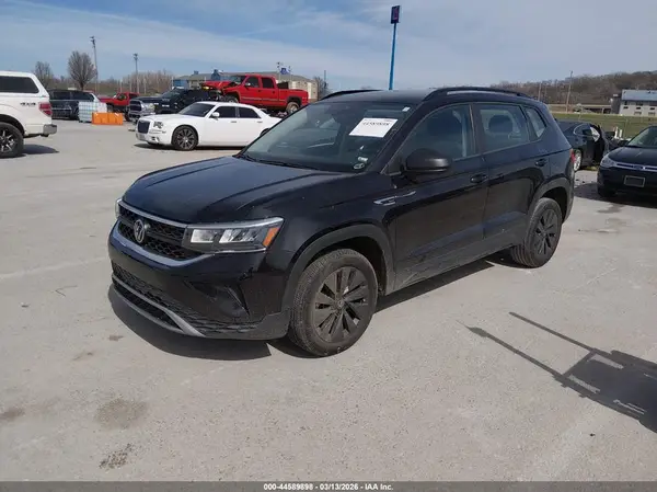 3VVDX7B20PM358325 2023 VOLKSWAGEN TAOS - Image 2