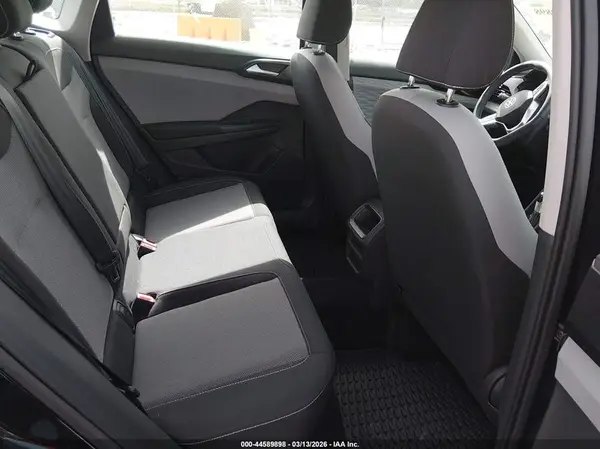3VVDX7B20PM358325 2023 VOLKSWAGEN TAOS - Image 8