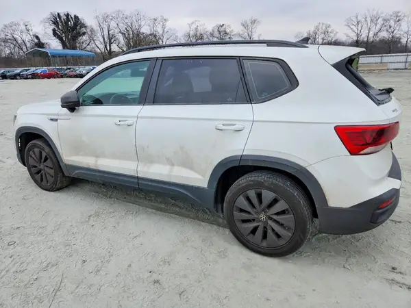3VVDX7B21NM026651 2022 VOLKSWAGEN TAOS - Image 2