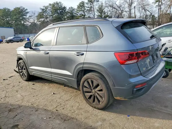 3VVDX7B21PM304600 2023 VOLKSWAGEN TAOS - Image 2