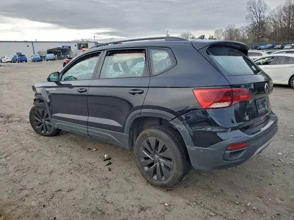 3VVDX7B22NM011141 2022 VOLKSWAGEN TAOS - Image 2