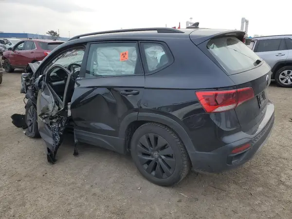 3VVDX7B22NM058637 2022 VOLKSWAGEN TAOS - Image 2