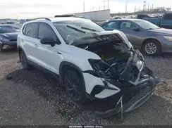 3VVDX7B22NM059786 2022 VOLKSWAGEN TAOS