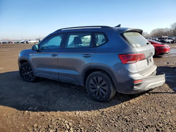 3VVDX7B22PM342059 2023 VOLKSWAGEN TAOS - Image 2