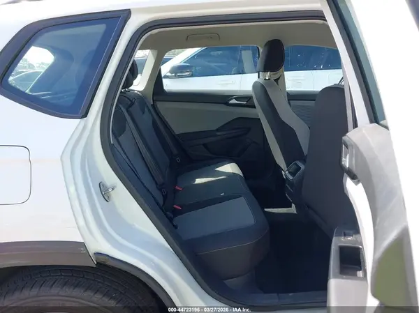 3VVDX7B22PM352803 2023 VOLKSWAGEN TAOS - Image 8