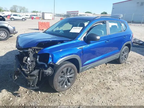 3VVDX7B22PM360139 2023 VOLKSWAGEN TAOS - Image 2