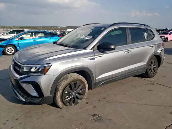 3VVDX7B22PM381573 2023 VOLKSWAGEN TAOS - Image 1
