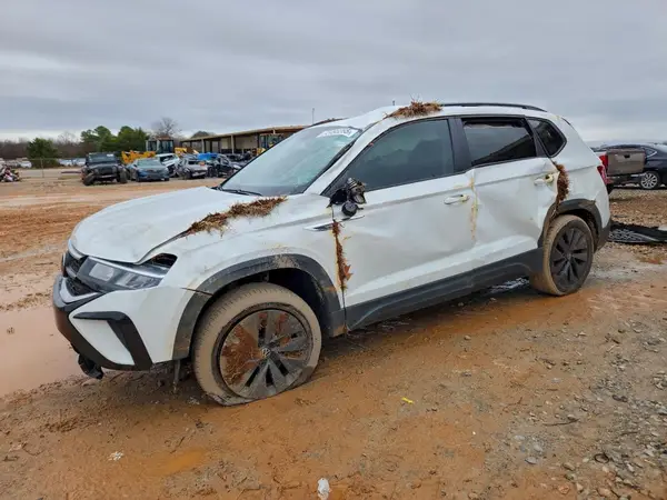 3VVDX7B23NM023217 2022 VOLKSWAGEN TAOS - Image 1