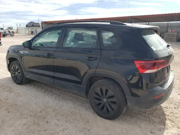 3VVDX7B23NM044102 2022 VOLKSWAGEN TAOS - Image 2