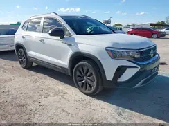 3VVDX7B23NM047985 2022 VOLKSWAGEN TAOS