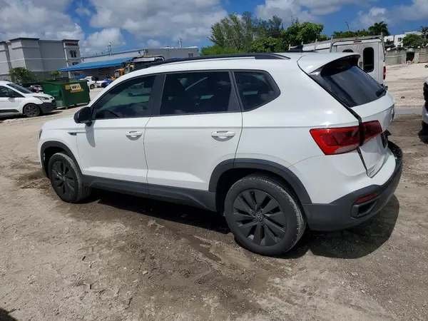 3VVDX7B24NM024909 2022 VOLKSWAGEN TAOS - Image 2