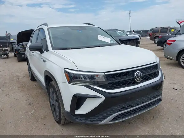 3VVDX7B24NM046909 2022 VOLKSWAGEN TAOS - Image 1