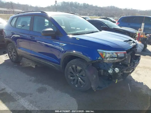3VVDX7B24PM323173 2023 VOLKSWAGEN TAOS - Image 1