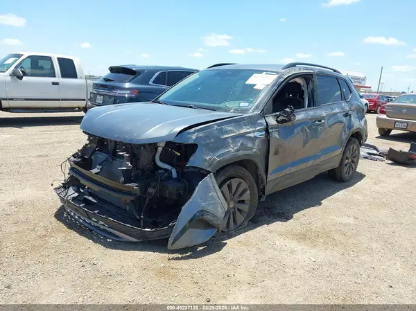 3VVDX7B24PM341818 2023 VOLKSWAGEN TAOS - Image 2