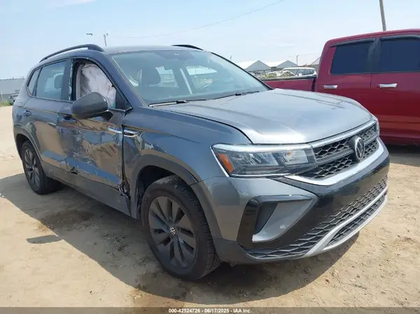 3VVDX7B25NM005110 2022 VOLKSWAGEN TAOS - Image 1
