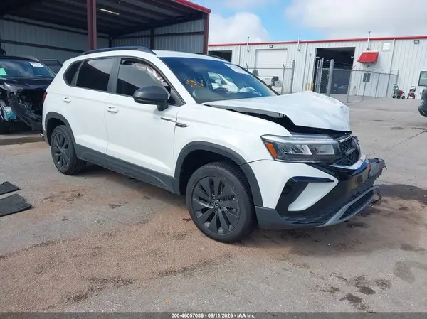 3VVDX7B25PM342105 2023 VOLKSWAGEN TAOS - Image 1