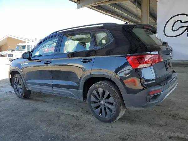 3VVDX7B25PM353931 2023 VOLKSWAGEN TAOS - Image 2