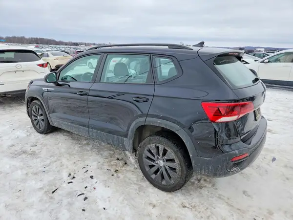 3VVDX7B26NM074677 2022 VOLKSWAGEN TAOS - Image 2