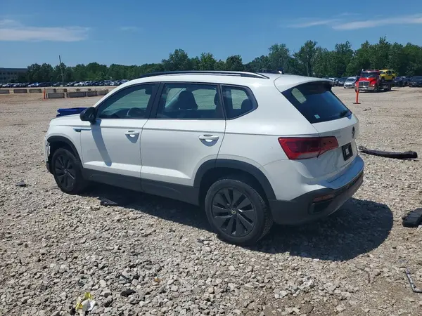 3VVDX7B26PM320193 2023 VOLKSWAGEN TAOS - Image 2