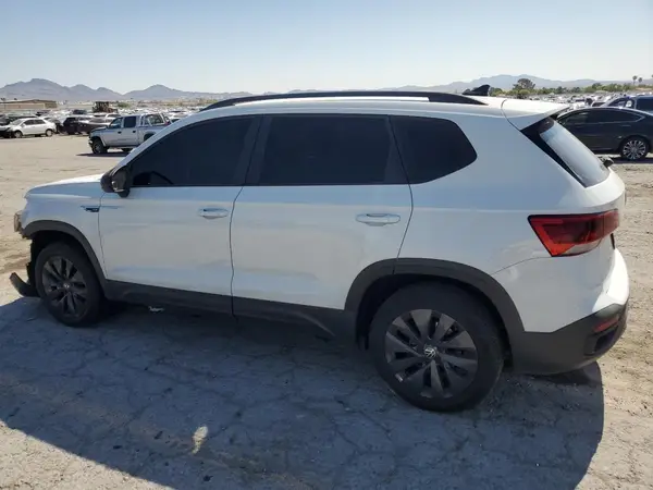 3VVDX7B26PM326902 2023 VOLKSWAGEN TAOS - Image 2