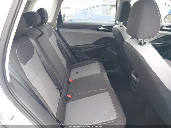 3VVDX7B26PM352884 2023 VOLKSWAGEN TAOS - Image 8