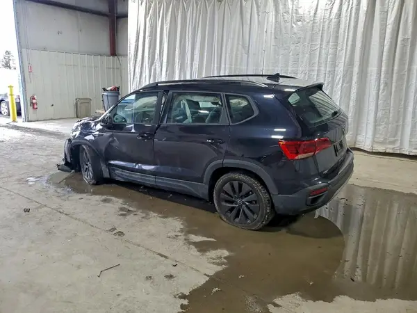 3VVDX7B26PM382676 2023 VOLKSWAGEN TAOS - Image 2