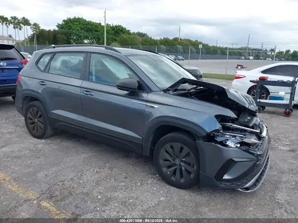 3VVDX7B28PM326951 2023 VOLKSWAGEN TAOS - Image 1