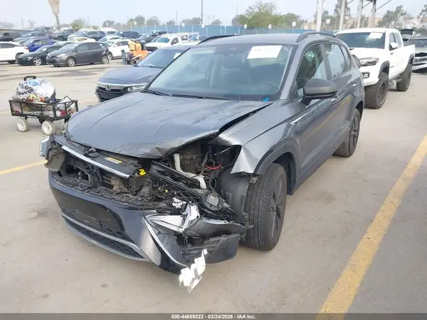 3VVDX7B28PM352837 2023 VOLKSWAGEN TAOS - Image 2