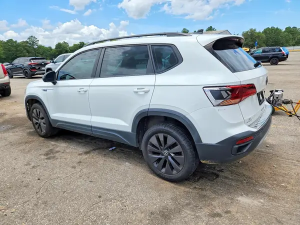 3VVDX7B29NM003747 2022 VOLKSWAGEN TAOS - Image 2