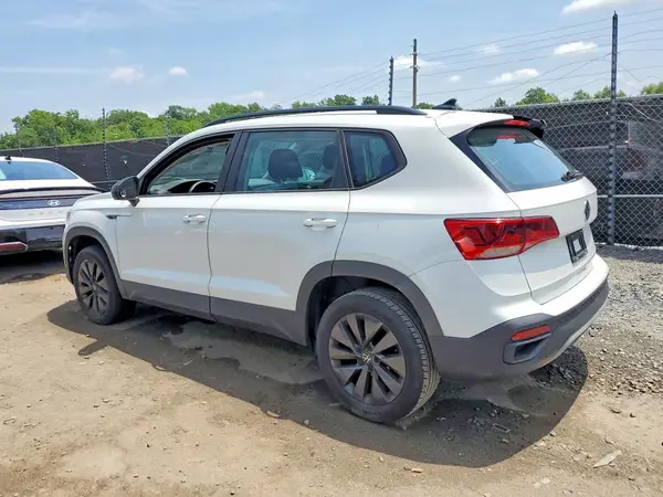3VVDX7B29NM012660 2022 VOLKSWAGEN TAOS - Image 2