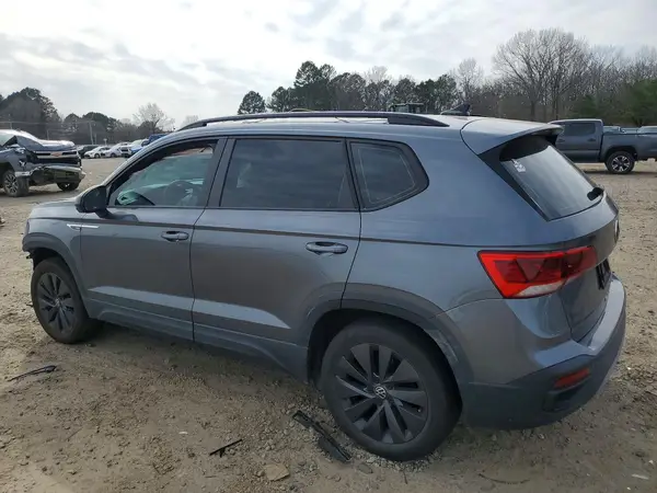 3VVDX7B29NM051457 2022 VOLKSWAGEN TAOS - Image 2