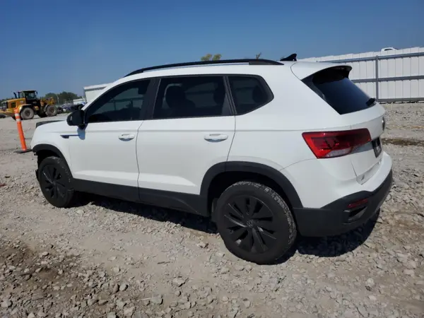 3VVDX7B2XNM004728 2022 VOLKSWAGEN TAOS - Image 2