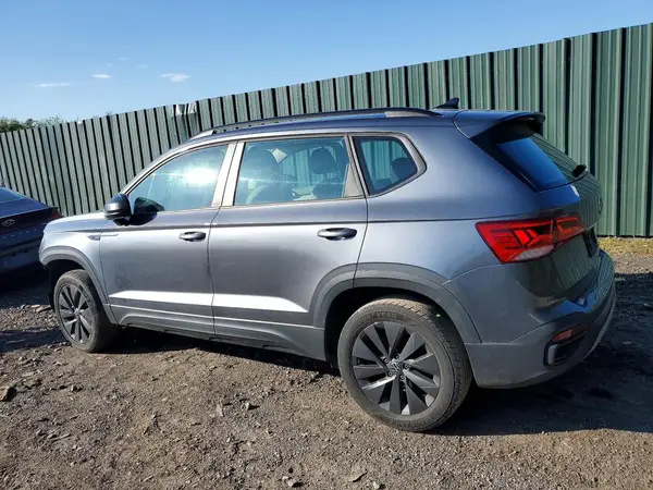 3VVDX7B2XNM009783 2022 VOLKSWAGEN TAOS - Image 2