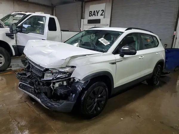 3VVDX7B2XNM011369 2022 VOLKSWAGEN TAOS - Image 1