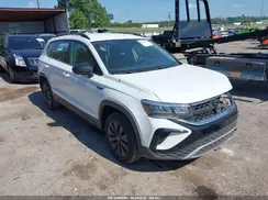 3VVDX7B2XNM014868 2022 VOLKSWAGEN TAOS