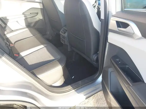 3VVEC7B21SM014527 2025 VOLKSWAGEN TAOS - Image 8