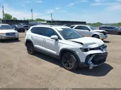 3VVEC7B21SM026063 2025 VOLKSWAGEN TAOS