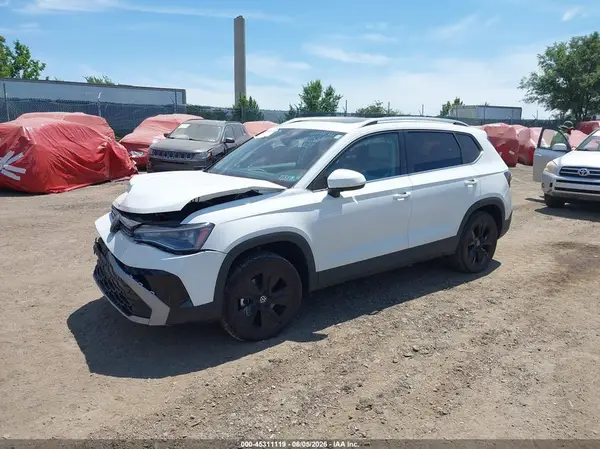 3VVEC7B21SM026063 2025 VOLKSWAGEN TAOS - Image 2